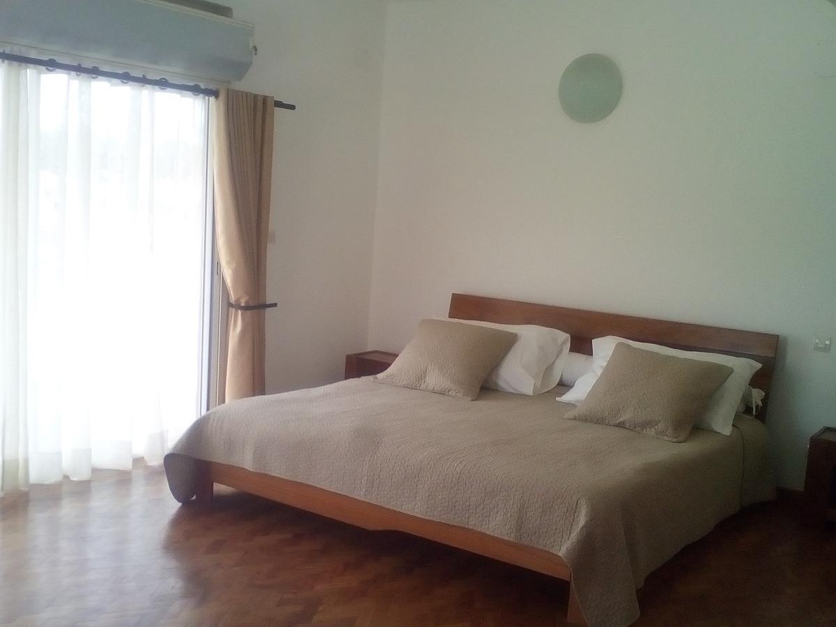 Ivato  Sahamalaza Bed & Breakfast エクステリア 写真